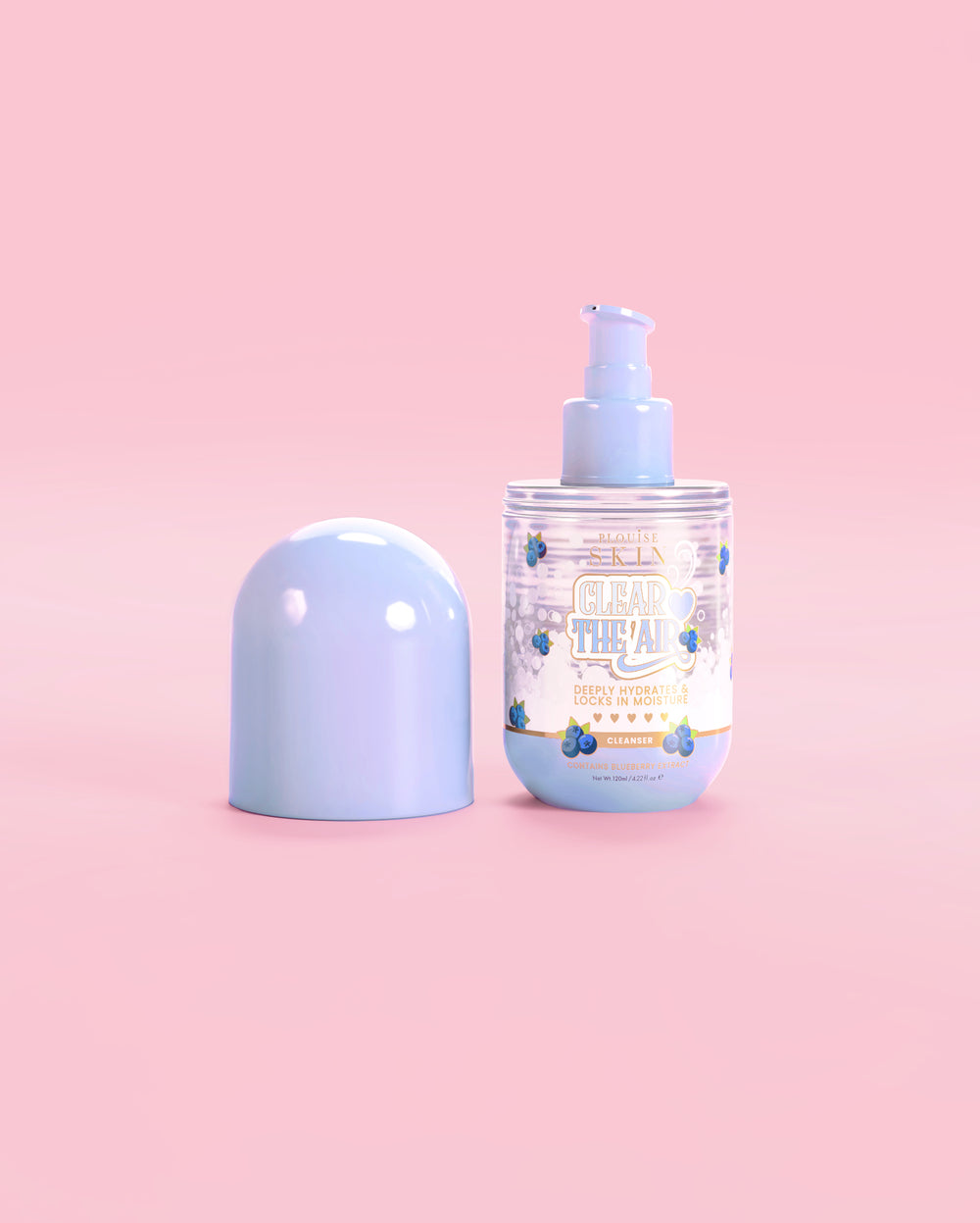 Flaska P. Louise Clear The Air Blueberry Gel Cleanser med locket av på en rosa bakgrund