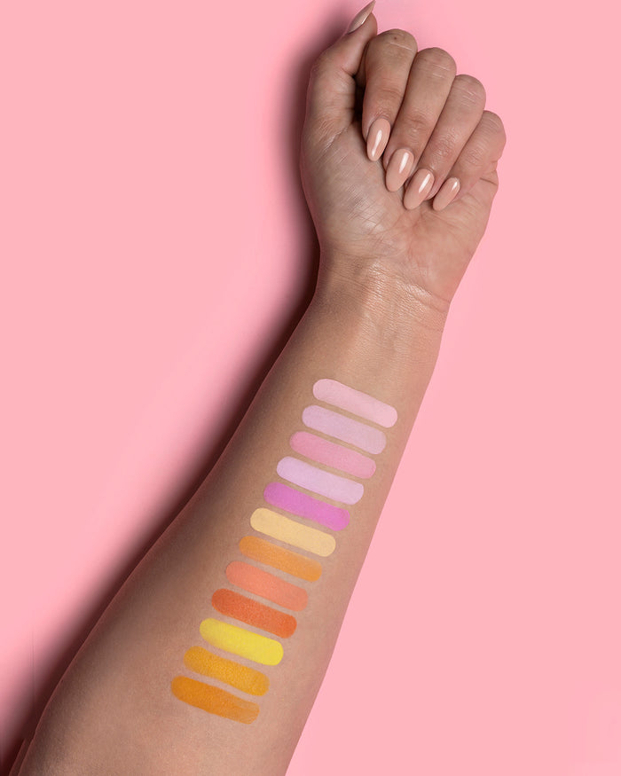 Justera min framtida Pastell Eyeshadow Palette
