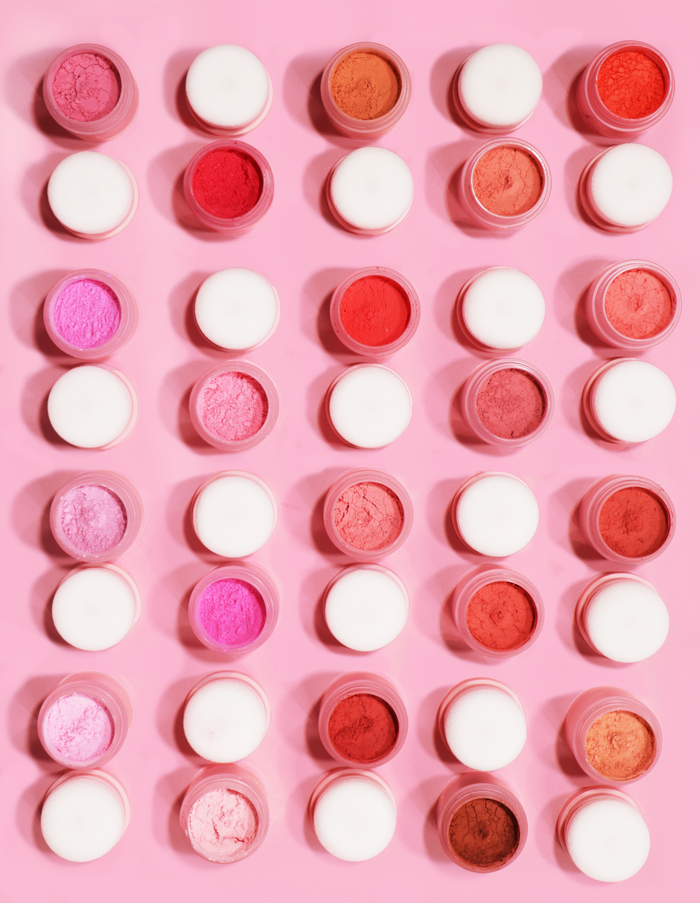 The Cheek Of It Lös Powder Blush