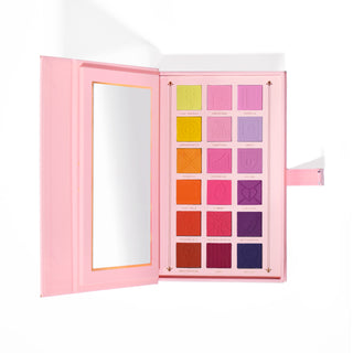 P. Louise låser upp din kreativitet Rainbow Eyeshadow Palette